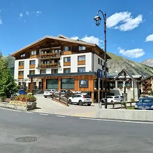 Bernina 3*, Livigno Italy