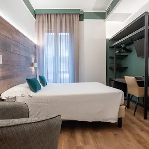 Italia 3*, Verona Italy